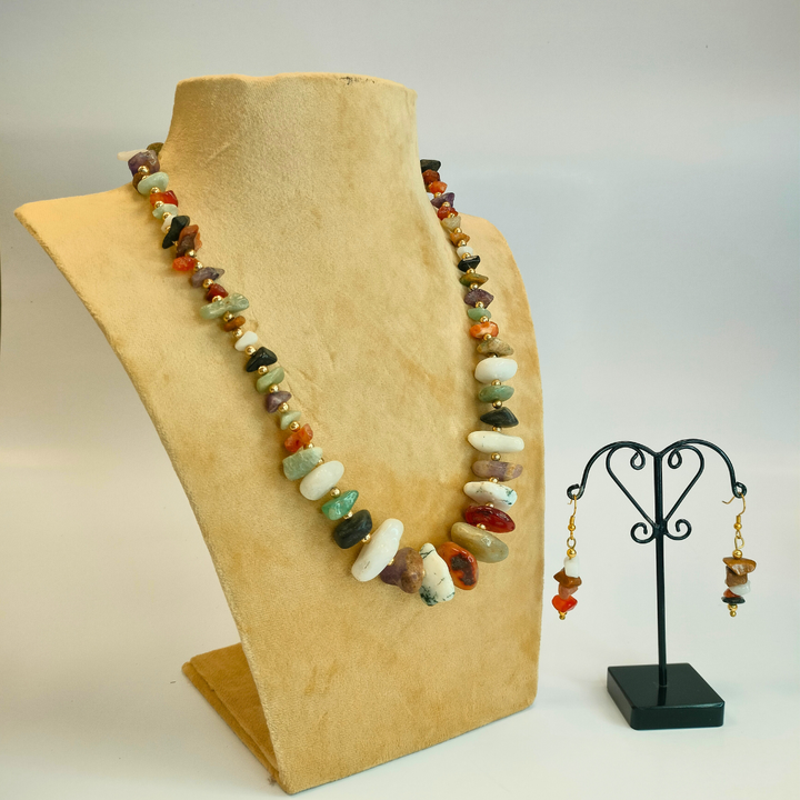 Antique Semi Precious Stone Chips Necklace