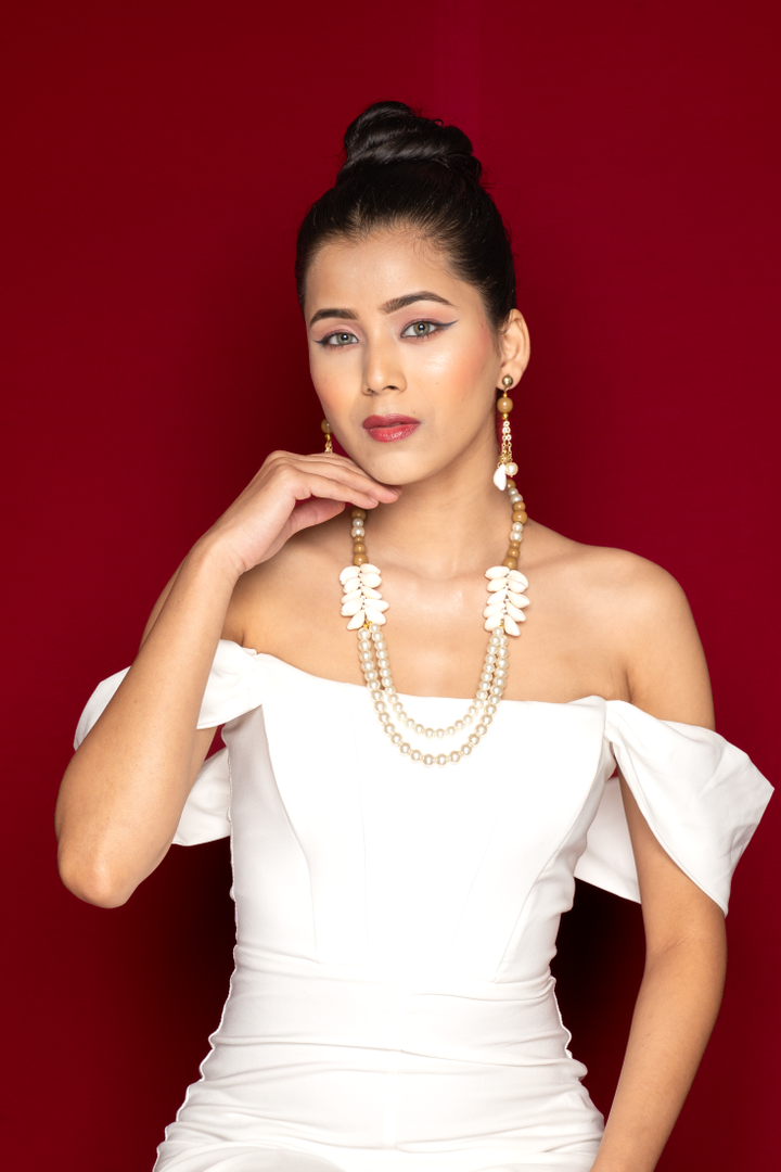 Seashell Elegance Necklace