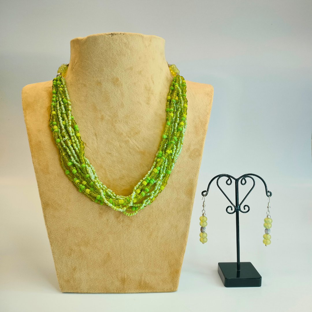 Trendy Seed Bead Necklace