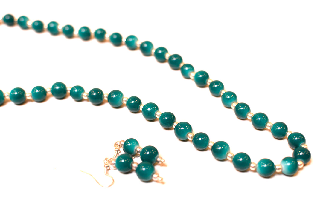 Single Layer Glass Beads Necklce