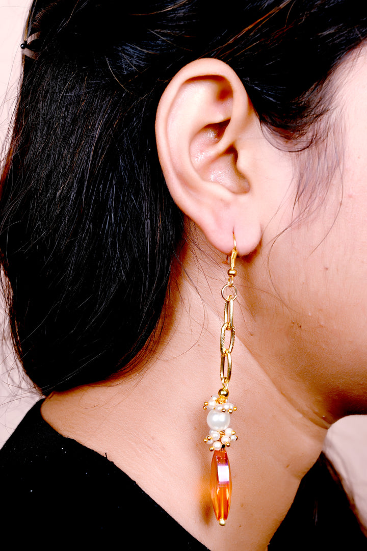 Gold Polished Metal Chain Earring Styled With Pearl Beads & Multi Faceted Leaf Shaped Glass Beads