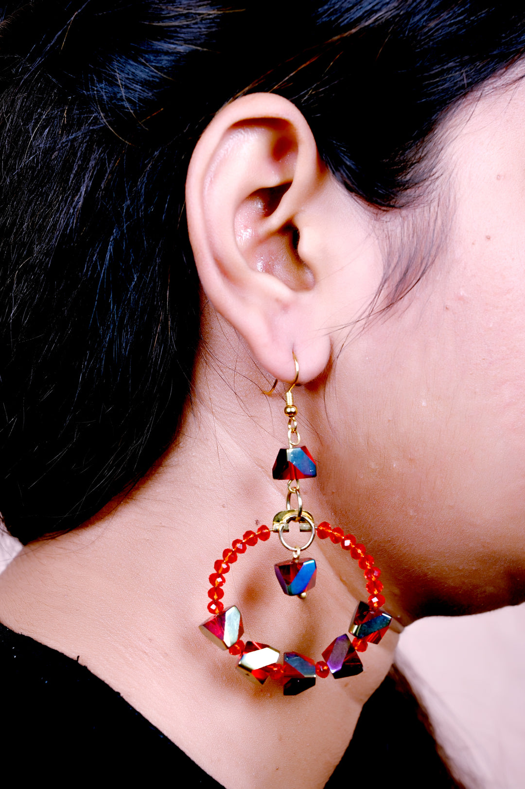Red Colored Multifaceted Glass Beads Earring Strung In Metal Hoop