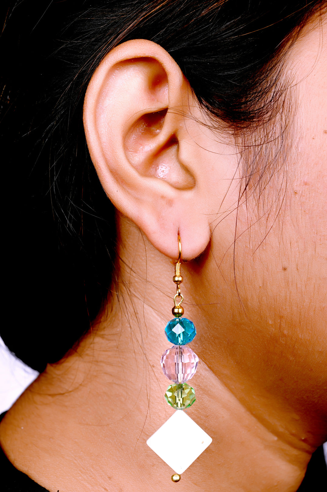 Beautiful Multi Faceted Glass Beads Earring Styled With Square Shaped Shell Beads