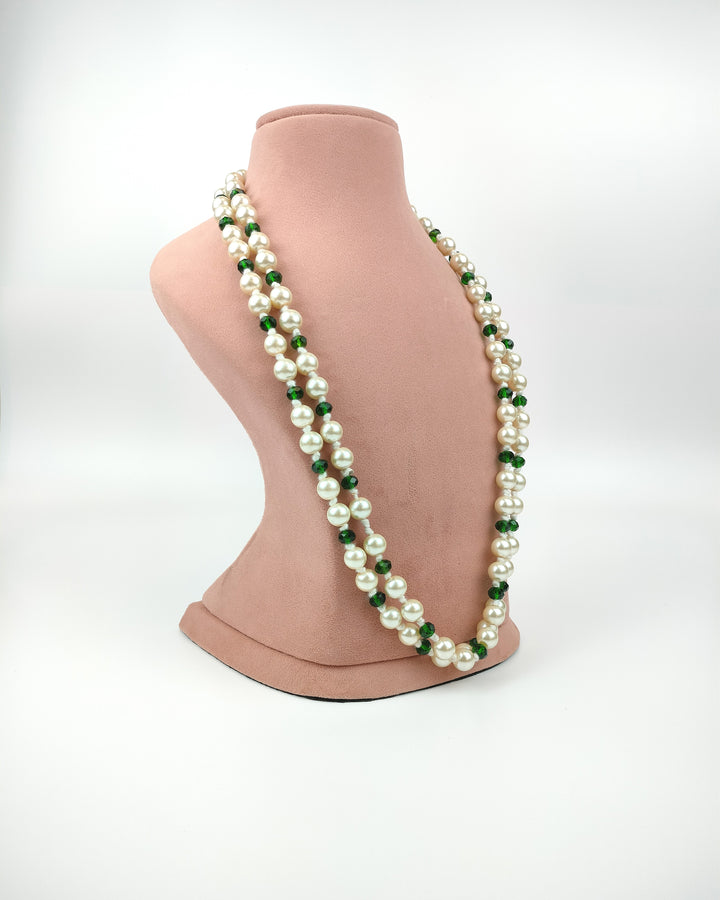 Pearl and Emerald Elegance Necklace