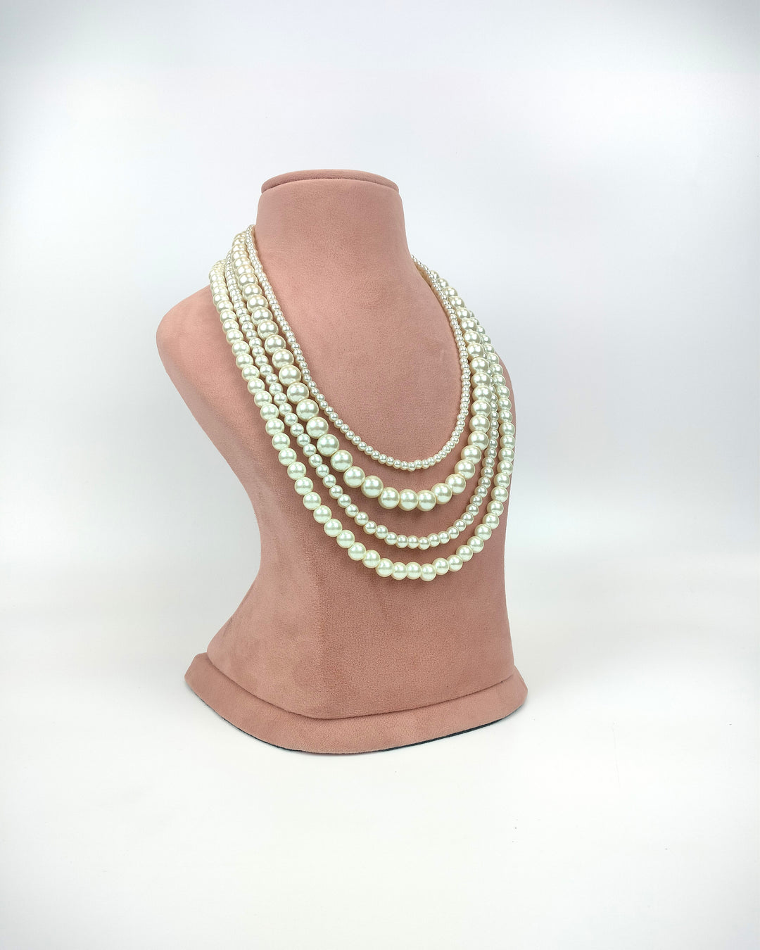 Layered Pearl Necklace Set