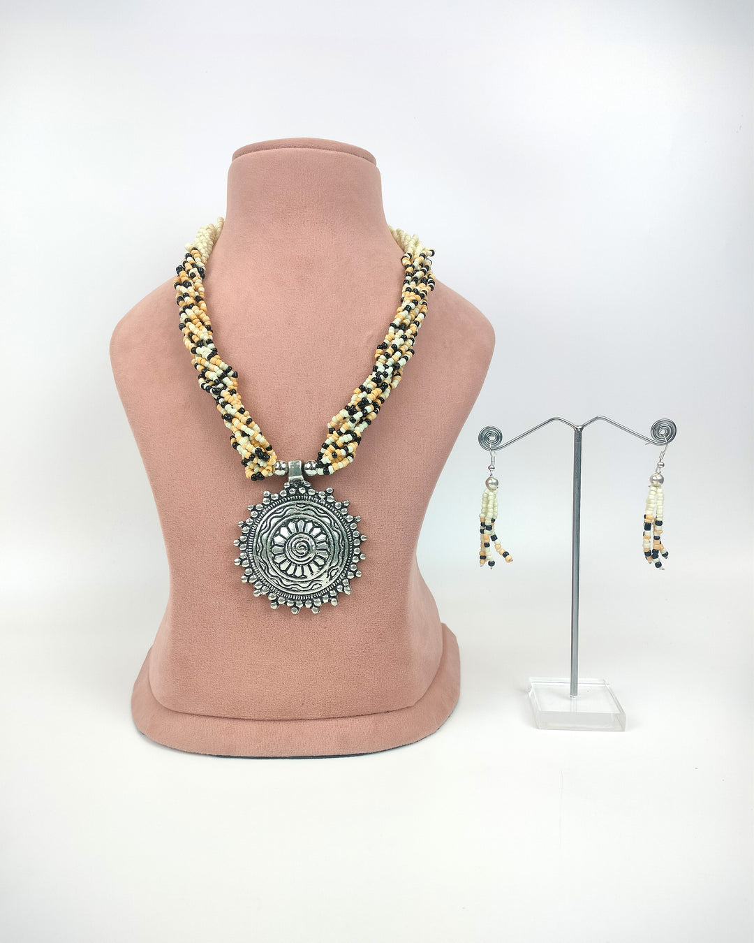 Tribal Chic Necklace Set