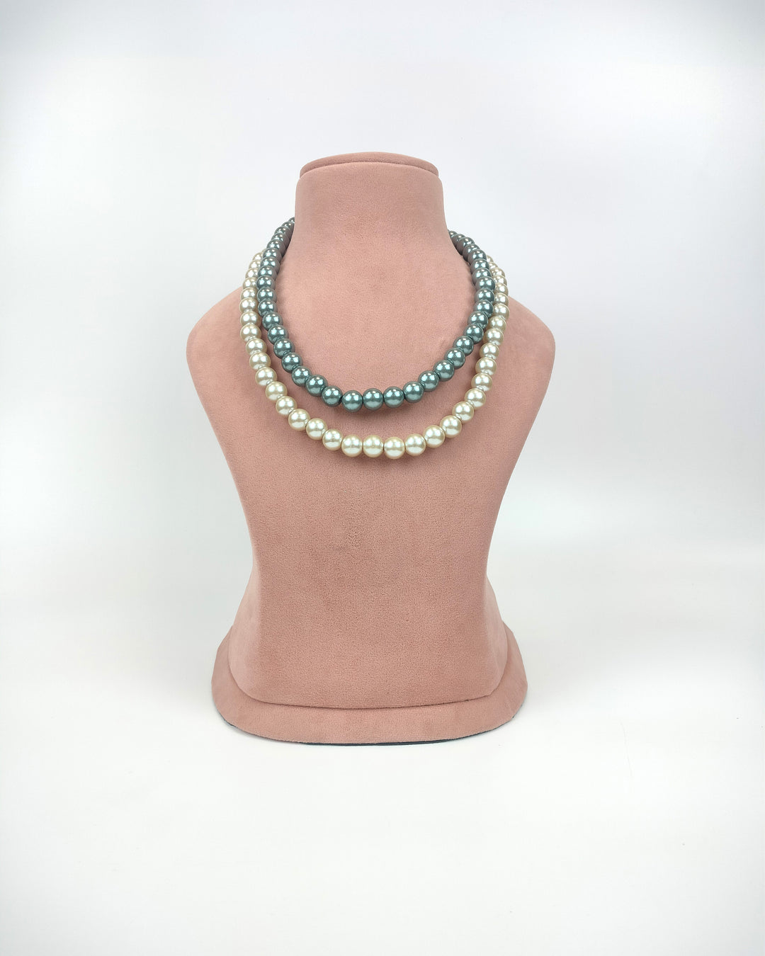 Two-Tone Pearl Necklace Set