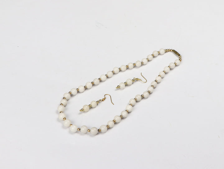 Antiqe Look White Stone Necklace