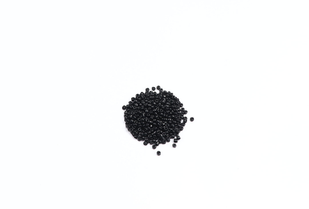 Black Fancy Seed Glass bead