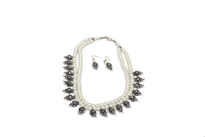 Glass Pearl Beads Necklace With Antique Charms