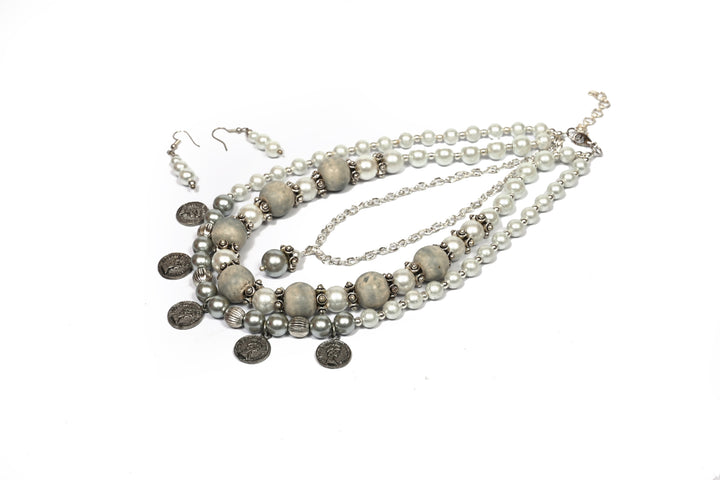 Natural stone and Glass Bead Combination Necklace
