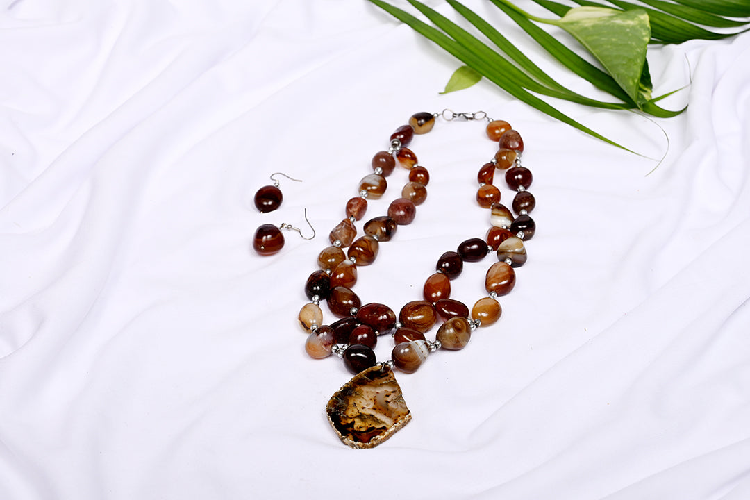 Semi-Precious Stone Necklace With Stone Pendent