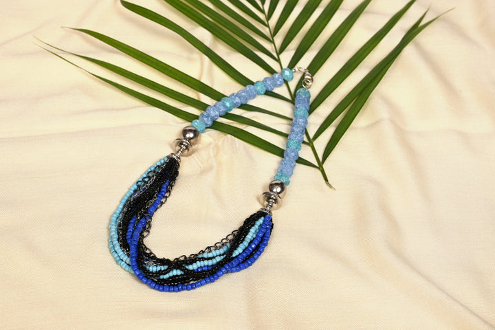 Crackled Faceted & Seed Beads Necklace