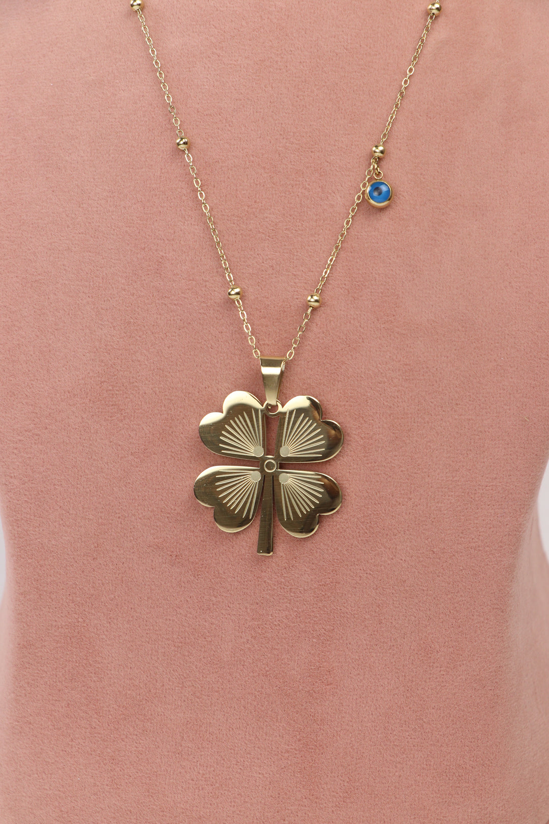 De-Lemon gold lariat necklace with mother of pearl style heart charms