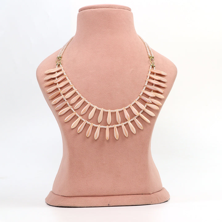 Delemon double-layer peach shell petal necklace front view.