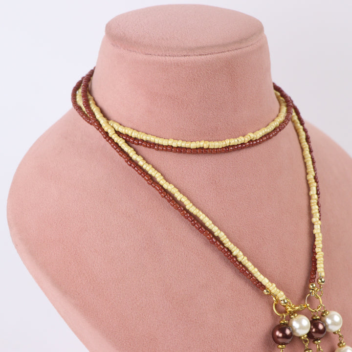 Delemon dual-tone maroon and cream seed bead necklace with white and brown pearl