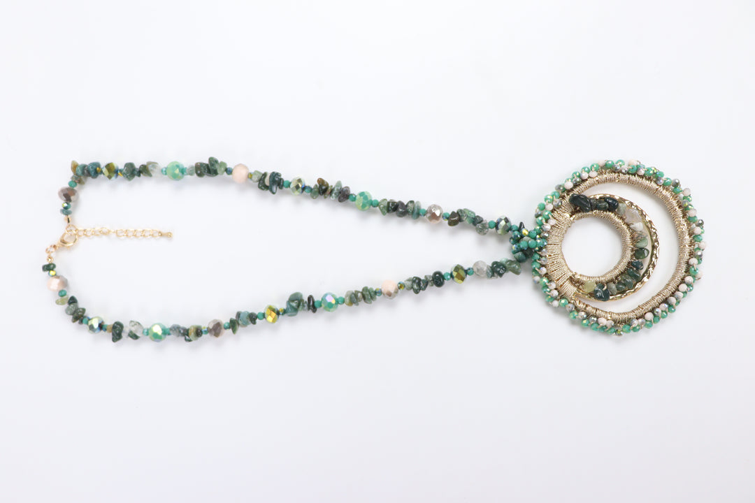 Delemon emerald green natural stone chip long necklace with gold concentric ring pendant