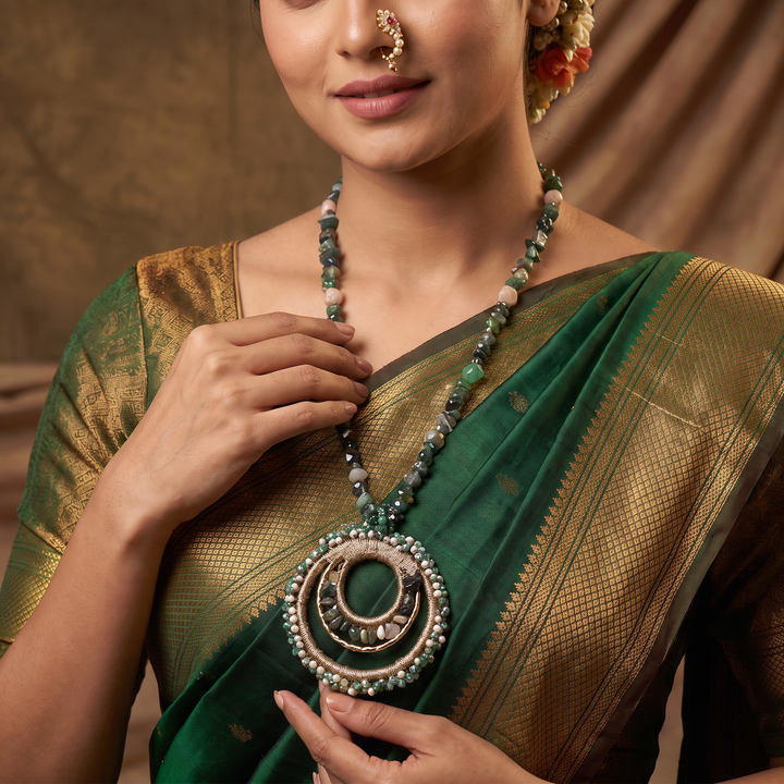Delemon emerald green natural stone chip long necklace with gold concentric ring pendant