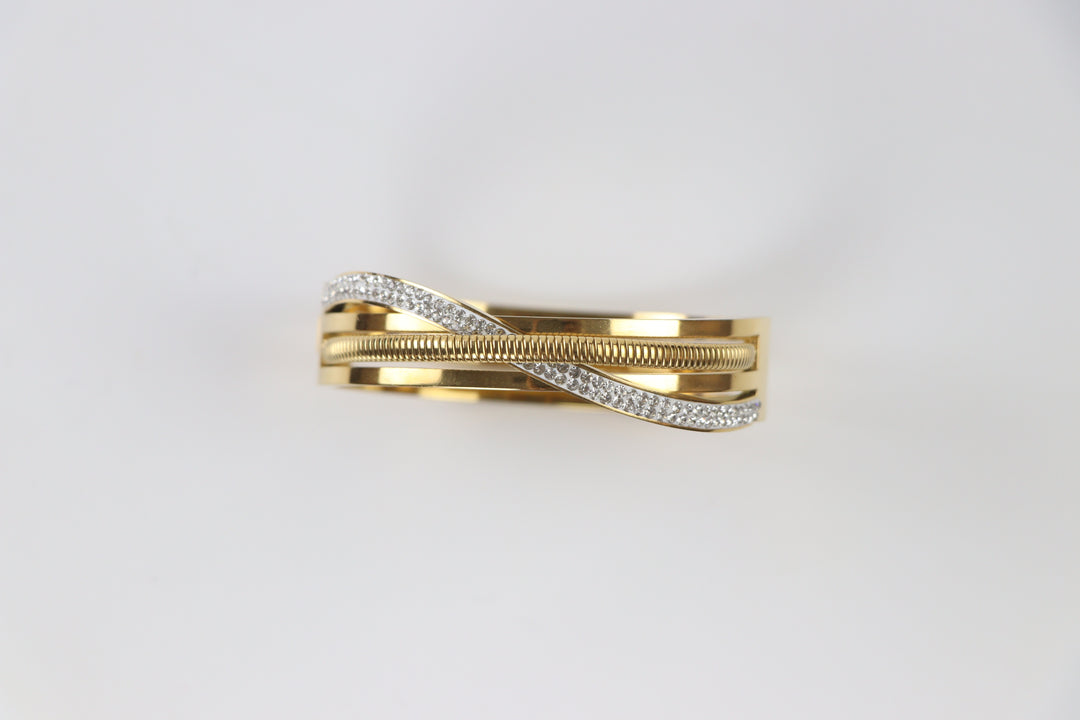 Delemon silver infinity loop open-work crystal bangle bracelet in waterproof 316L stainless steel