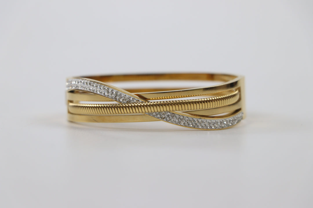 Delemon silver infinity loop open-work crystal bangle bracelet in waterproof 316L stainless steel