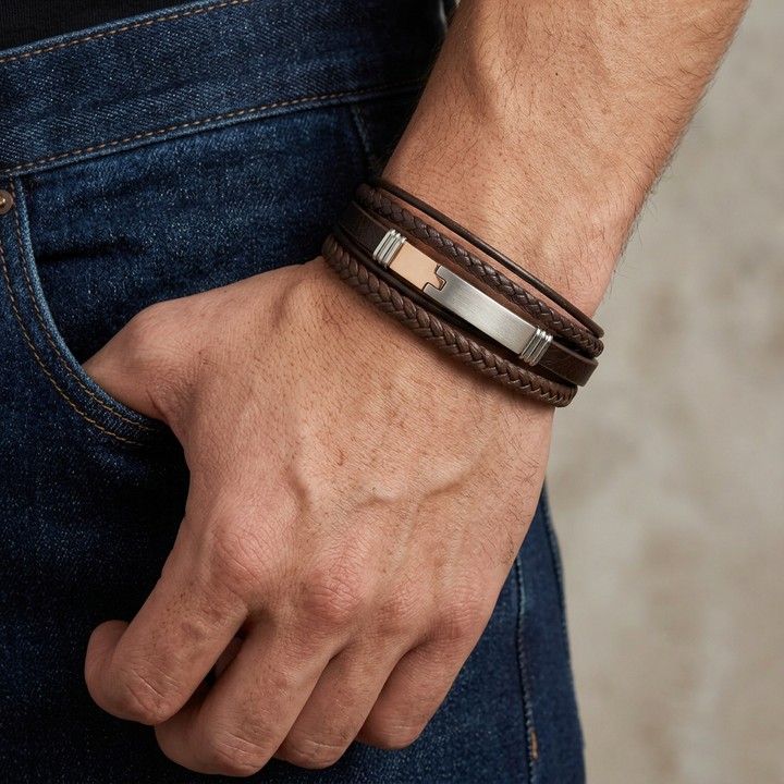 Delemon leather bracelet with a brushed stainless steel magnetic bar clasp