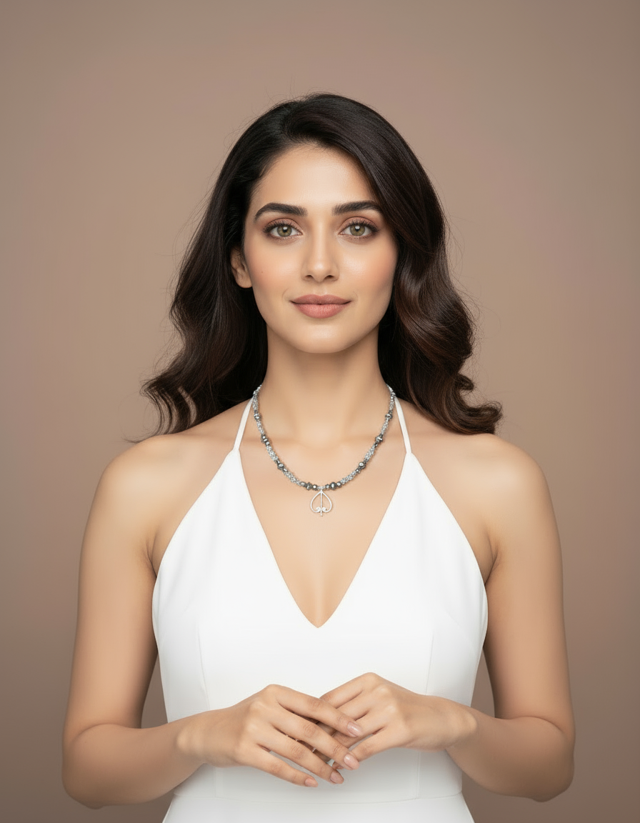 Shimmering Spade Necklace Set