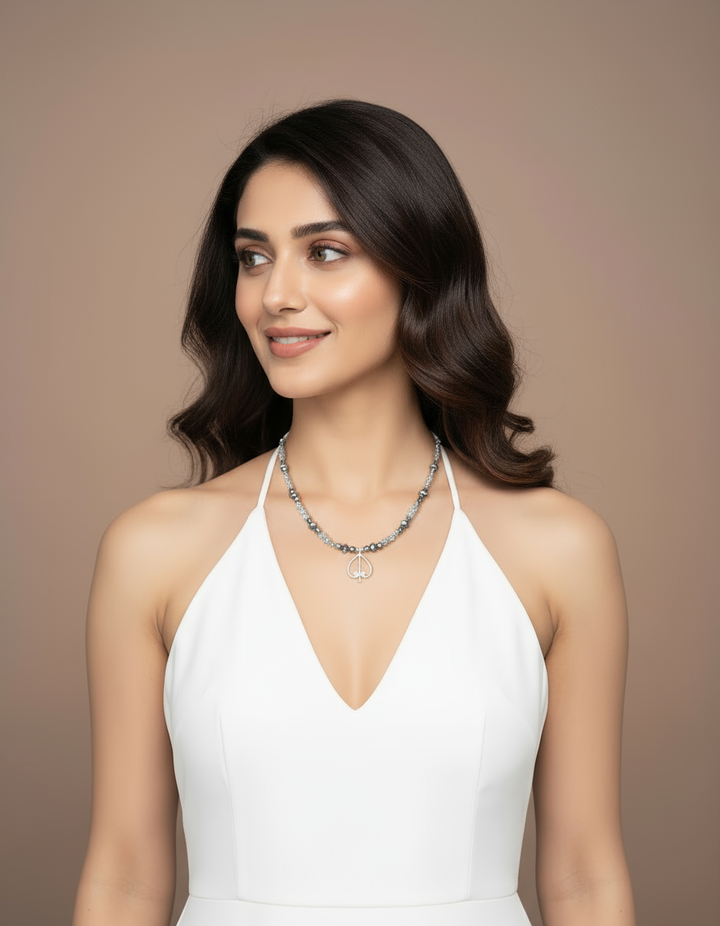 Shimmering Spade Necklace Set