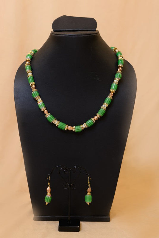Chevron Glass Beads Necklace With Copper Beads