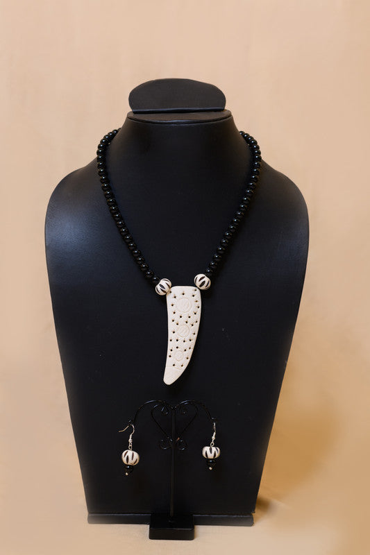 Glass Bead Necklace with Bone Pendent